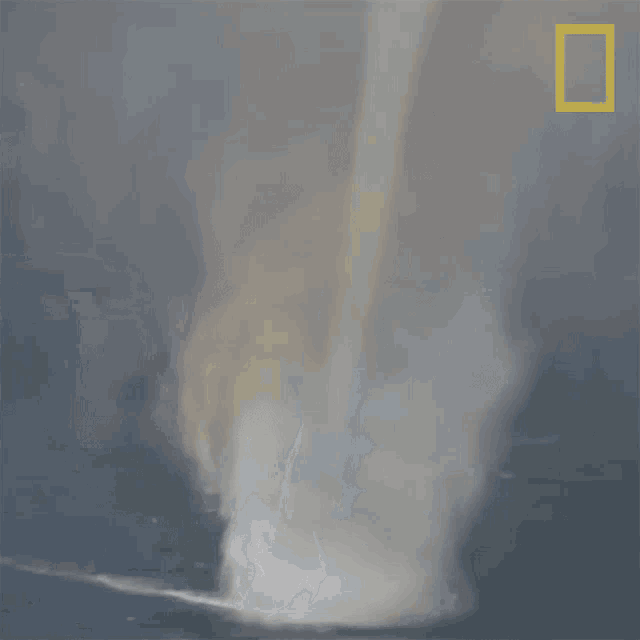 Waterspout Tornado World Meteorological Day GIF - Waterspout Tornado World Meteorological Day Non Supercell Tornado GIFs