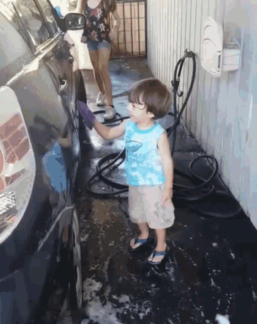 Car Wash GIF - Car Wash Kid GIFs
