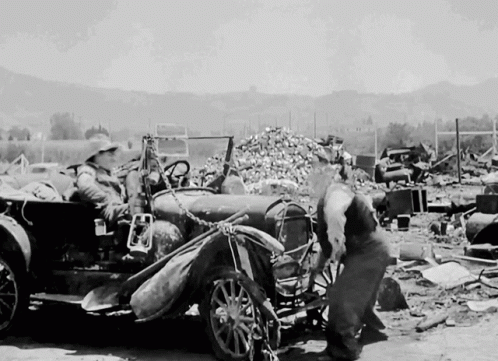 Three Stooges The Car Engine GIF - Three Stooges The Car Engine Moe GIFs