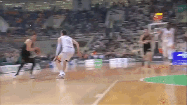 Jimmer Fredette Jimmermania GIF - Jimmer Fredette Jimmermania Pao Bc GIFs