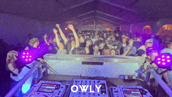 the word owly is on the front of the mixer