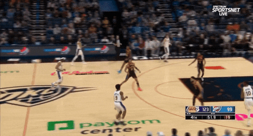 a basketball game is being broadcast on spectrum sportsnet live