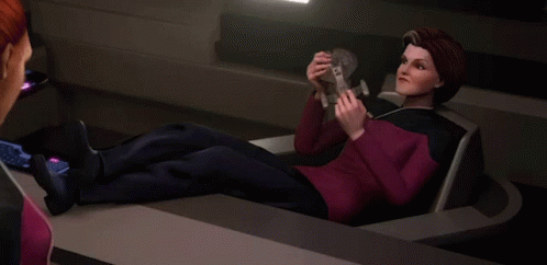 Viewing Captain Kathryn Janeway GIF - Viewing Captain Kathryn Janeway Star Trek Prodigy GIFs