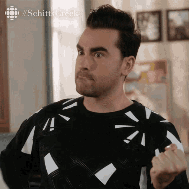 What Are You Doing Dan Levy GIF - What Are You Doing Dan Levy David GIFs