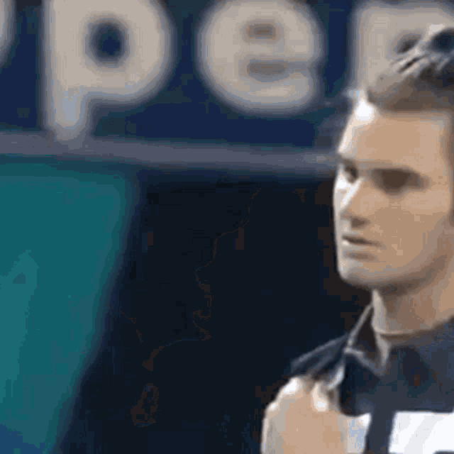 Roger Federer Return Of Serve GIF - Roger Federer Return Of Serve Long Hair GIFs