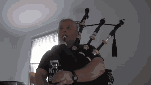 Bag Pipes Music GIF - Bag Pipes Music Playing Instrument GIFs