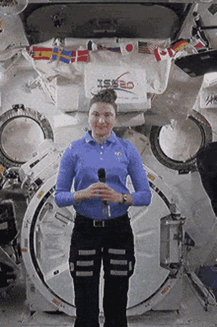 Kayla Barron Astronaut GIF - Kayla Barron Astronaut Bye GIFs