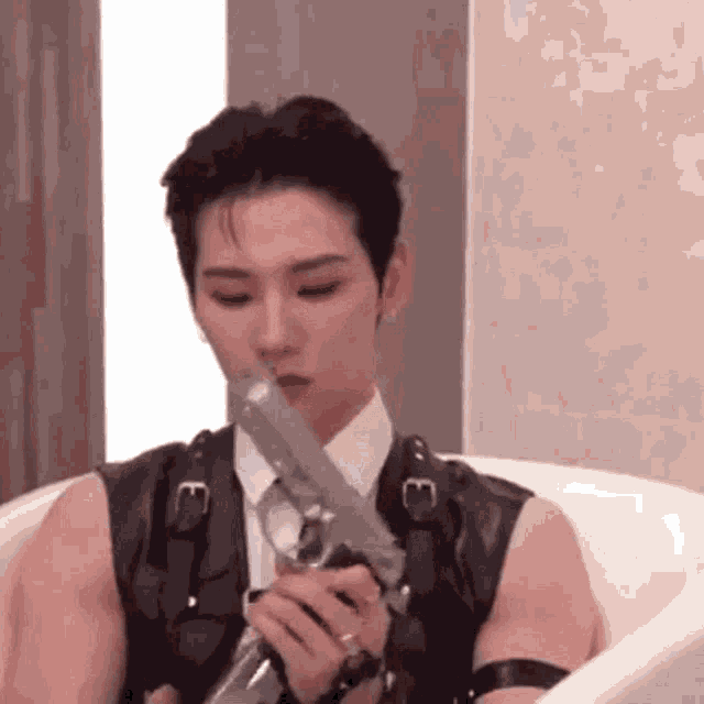 Ab6ix Woong GIF - Ab6ix Woong Jeon Woong GIFs