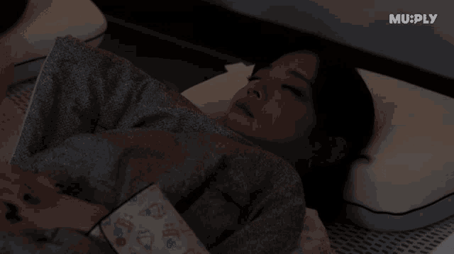 Fromis_9 Chaeyoung GIF - Fromis_9 Chaeyoung Sleeping GIFs