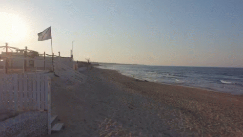 Puglia Monopoli Drone Spiaggia Vuota Estate Mare Buone Vacanze Nuotare GIF - Italy Seaside Holidays GIFs