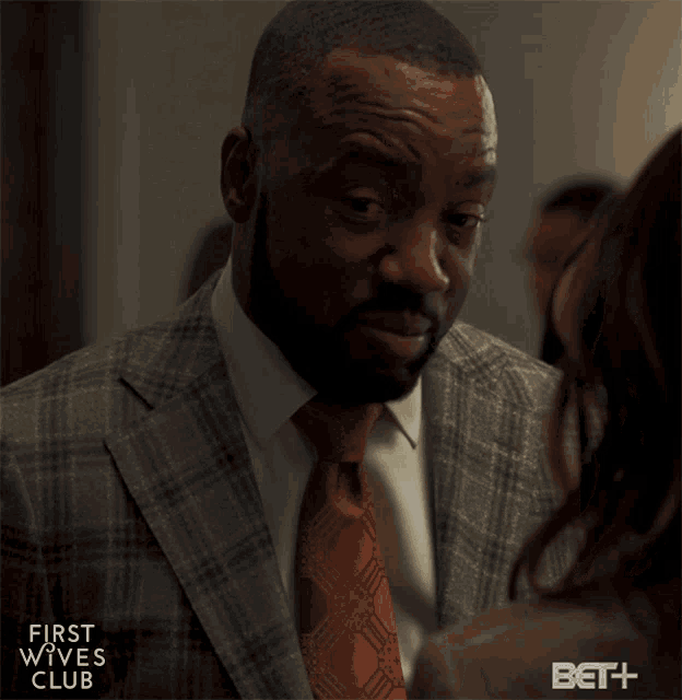 Im Here Your Man GIF - Im Here Your Man First Wives Club GIFs