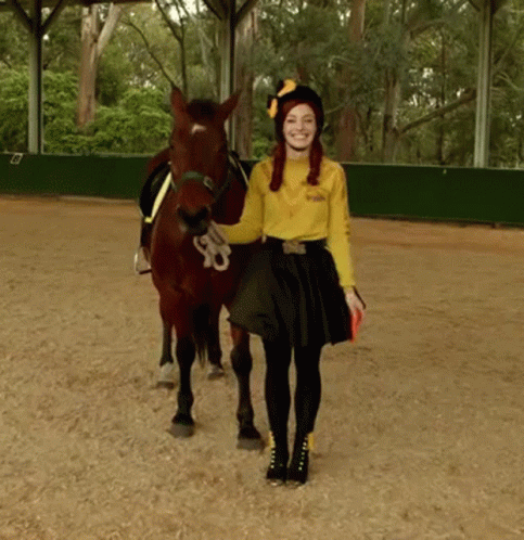 Horse Emma Wiggle GIF - Horse Emma Wiggle Emma GIFs