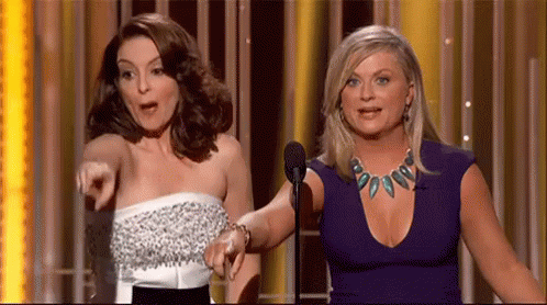 That! Right There! Do You See!!! - Tina Fey & Amy Poehler @ The Golden Globes GIF - Golden Globes Gg Tina Fey GIFs