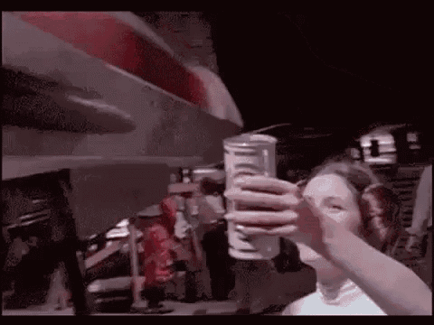 Star Wars Beer GIF - Star Wars Beer Carrie Fisher GIFs