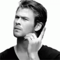 Chris Hemsworth Point GIF - Chris Hemsworth Point Head Turn GIFs