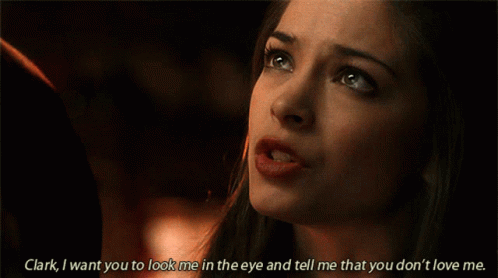 Smallville I Want You GIF - Smallville I Want You Look Me GIFs