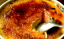 Cracking Creme Brulee With A Teaspoon GIF - Creme Brulee Amelie Dessert GIFs