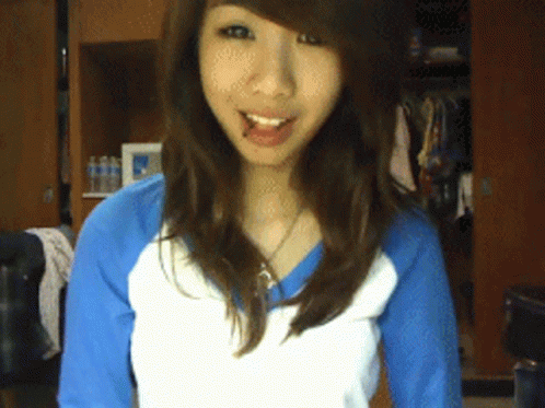 Asian Girl Horny GIF - Asian Girl Horny Smile GIFs