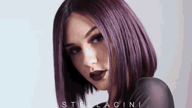 Stella Cini Seductive GIF - Stella Cini Seductive Beautiful Girl GIFs