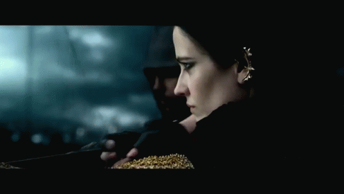 Draw And Release GIF - 300 Rise Of An Empire Eva Green GIFs