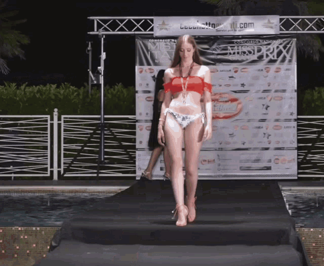 Model Bikini GIF - Model Bikini Catwalk GIFs