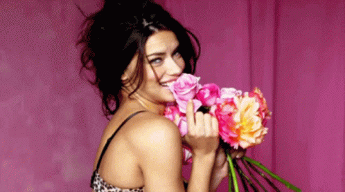 Gorgeous You Are So Beautiful GIF - Gorgeous You Are So Beautiful Girl GIFs
