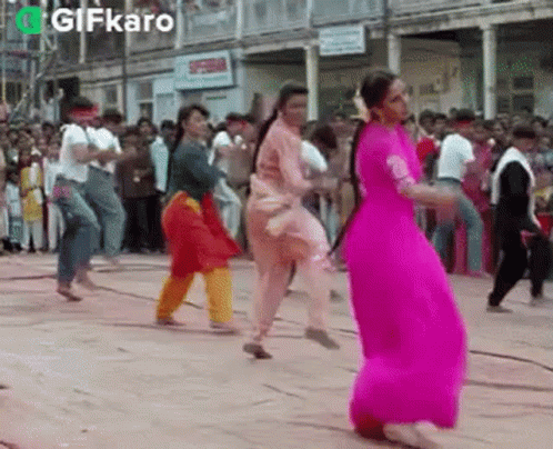 Dancing Gifkaro GIF - Dancing Gifkaro Feeling It GIFs