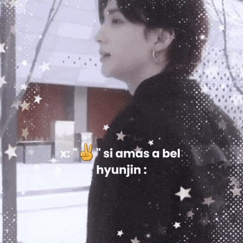 a picture of a person with the words si amas a bel hyunjin