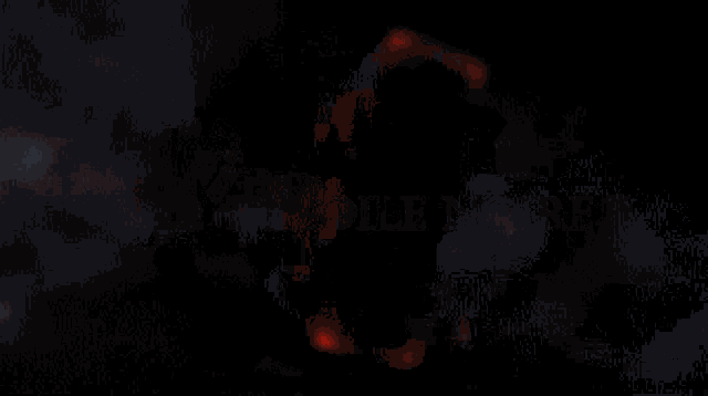 a cube is surrounded by a circle of flames with the letter s written on it
