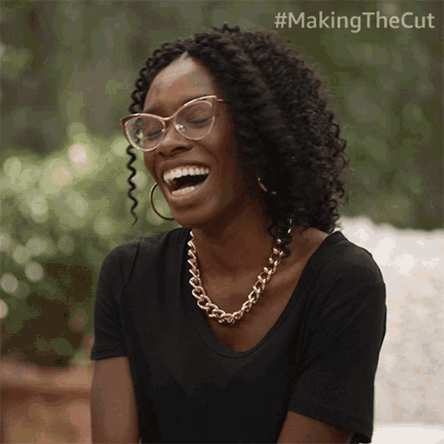 Laughing Andrea Pitter GIF - Laughing Andrea Pitter Making The Cut GIFs