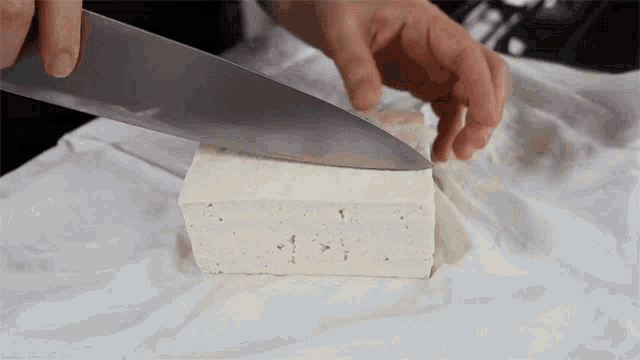 Cutting Tofu Maangchi GIF - Cutting Tofu Maangchi Slicing GIFs