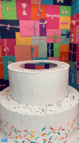 Big Cake Surprise GIF - Big Cake Surprise Gift GIFs