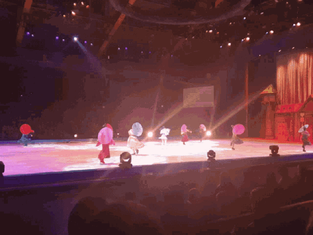 Disney On Ice GIF - Disney On Ice Mulan GIFs