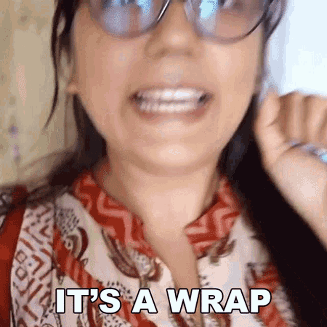 Its A Wrap Myhappinesz GIF - Its A Wrap Myhappinesz We Are Done GIFs