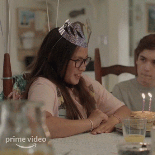 Blow Out Candle Young Belly GIF - Blow Out Candle Young Belly The Summer I Turned Pretty GIFs
