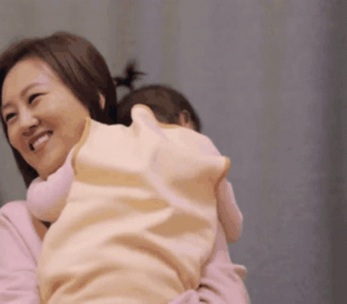 Mom Daughter Mommy Daughter GIF - Mom Daughter Mommy Daughter The Return Of Superman GIFs