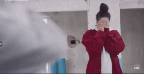 Fama18 Crying GIF - Fama18 Crying Cover Face GIFs