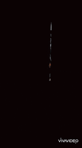 a picture of a knight with a sword and the word peering