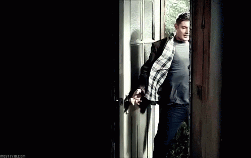 Jensen Ackles How To Open Door Like A Boss GIF - Jensen Ackles How To Open Door Like A Boss Supernatural GIFs
