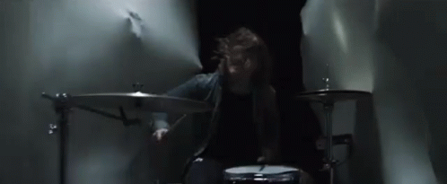 Headbang Drummer GIF - Headbang Drummer Drum Set GIFs