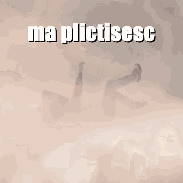 a person is falling through the air with the words ma plictisec above them