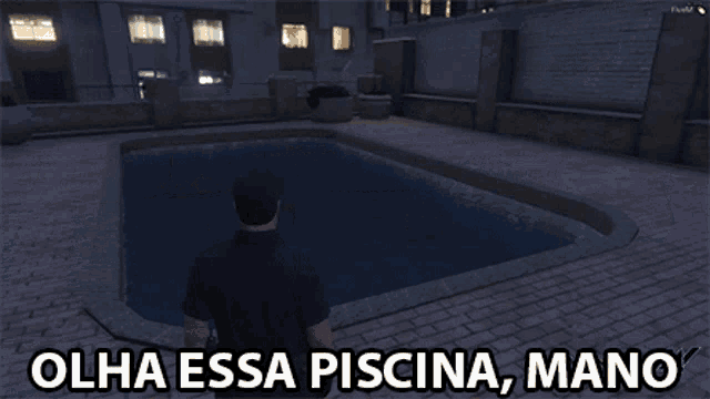 a man walking in a video game with the words olha essa piscina mano written below him