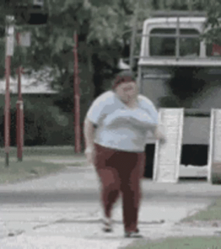 Large Woman Fast Running GIF - Large Woman Fast Running Sprint GIFs