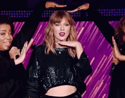 Taylor Swift Wink GIF - Taylor Swift Wink Vogue GIFs