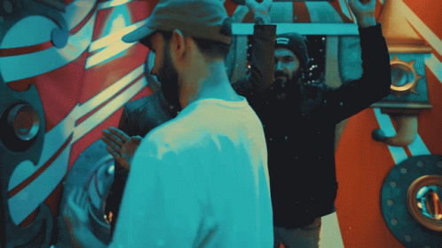 This Is My Robot Dance Jeremy Lenzo GIF - This Is My Robot Dance Jeremy Lenzo Jake Bundrick GIFs