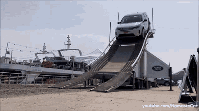 Land Rover Discovery Sport Never Stop Discovering GIF - Land Rover Discovery Sport Land Rover Discovery Sport GIFs