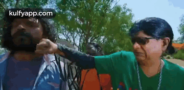 Ms Narayan Fight Scene In Patas.Gif GIF - Ms Narayan Fight Scene In Patas Patas Fight GIFs