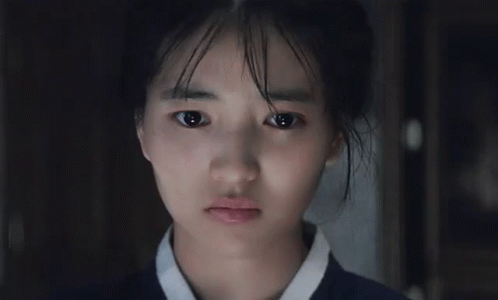 김태리 우울 슬픔 쳐다봄 쳐다보기 응시 아가씨 GIF - Kim Taeri Sad Stare GIFs