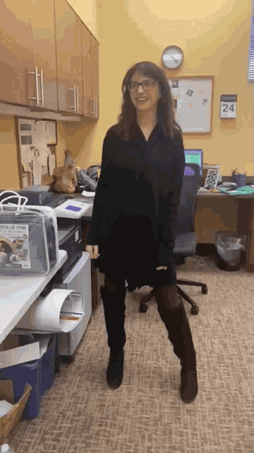 Shelby Standing Up GIF - Shelby Standing Up Smile GIFs