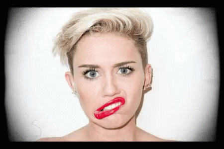 Miley Cyrus Silly GIF - Miley Cyrus Silly Crazy Face GIFs